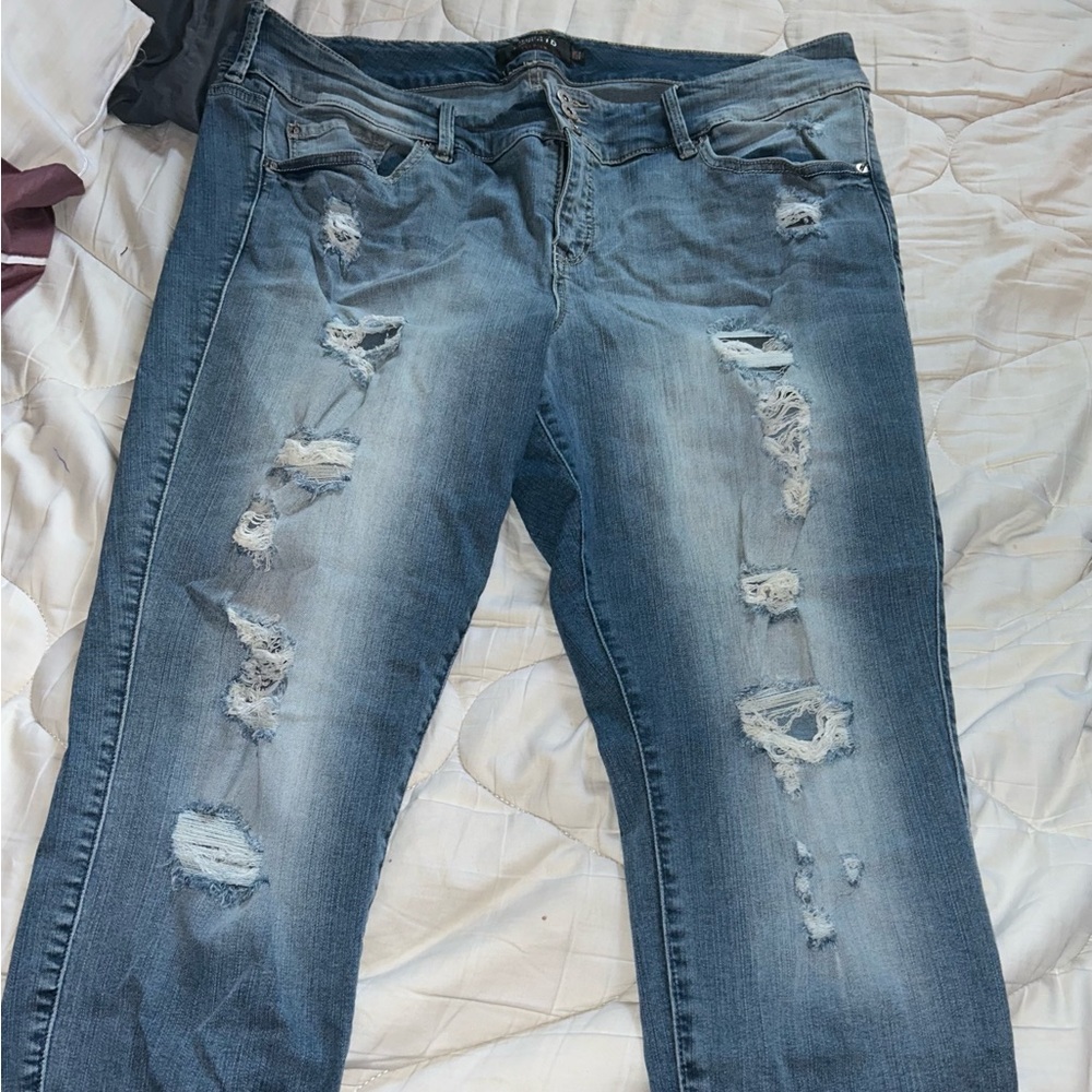 torrid ripped skinny jeans size 22
